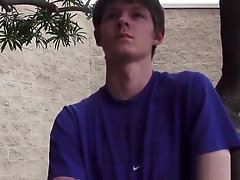 Young latino gay blows twink while teased with grinding