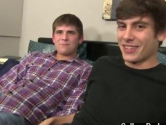 Gay twinks They both seem to be lovin this pose as they smooch some more Zaden filling