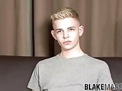 Twink Kyros Christian penetrated while chainsmoking