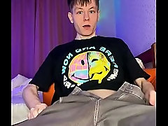 Edging My Thick Cock Until My Skinny Legs Start Shaking