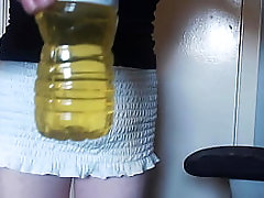 SkinnyFemboyOso Taking a Pee and Playing with his Femboy Ass