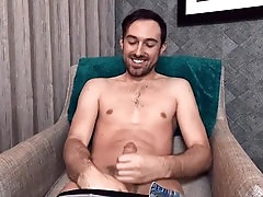 POV fun with a straight dude trying out a cock for the first time - Reality Dudes