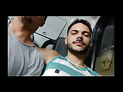 Putaria no banheiro e no &ocirc_nibus