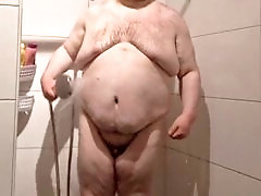 Getting ready for a charming shower