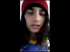 Novinho brincando com fogo