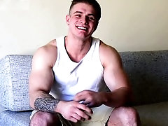 Gay bodybuilder, faphouse, string up
