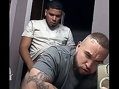 Mulato pre&ntilde_ando Un culo Gordo
