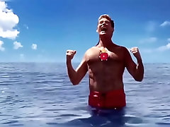 &iquest_A quien m&aacute_s le exita est&aacute_ scena