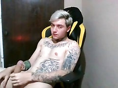 Rubber butt for some intense action