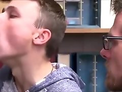 Hot Boy Like Big Cock|38::HD,63::Gay,1891::Big Cock,1911::Blowjob,2141::Twink