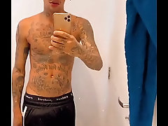 MC PK Delas de pau duro www.homenspeladosbr.com