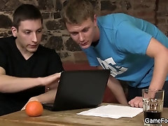 Smart Lad Involves Him Into Gay Game Scene 2