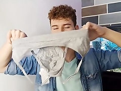 Cute Twink Unboxes