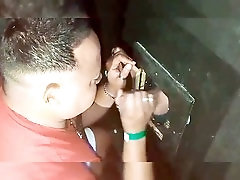 Levei um um amigo na cabine do boquete