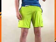 Twink hands-free cums in gym