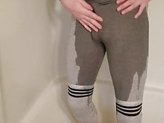 pissing myself in cotton spandex tights