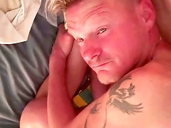 Gay bubble butt, white and latino, bareback cum in ass