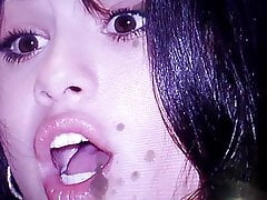 Selena Gomez cum tribute