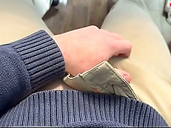 Deutscher Daddy im Anzug nach Feierabend &ndash_ geiler Wichs mit Dirtytalk - PhantomGentX