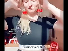 Grace Chatto sendo ela me