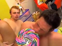 Chubby boy loving gay anal porn The gig embarks off with Skylar Prince