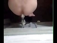 ME COJO SOLO ESPERANDO UN MACHO