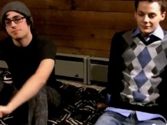 Gay twink loves sucking dick