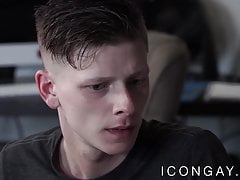 Pale twink lovemaking with beefy stepdaddy in pronebone