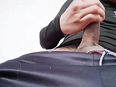 ANDYPAPYRICO MASTURBATES ALONE