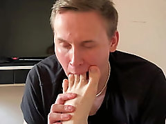 Sniffed his Sweaty Feet Til I Came all over Them