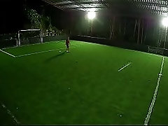 Jo&atilde_ozinho da web entrando por dentro das pernas do Gean ra&ccedil_&atilde_o pra pinto na arena p10!