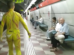 Bodypainting Boy In Subway