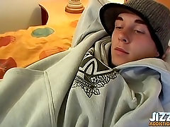 Kelly Cooper enjoys pleasuring herself solo with a condom on