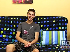 Who Wants To Play Doctor With Max